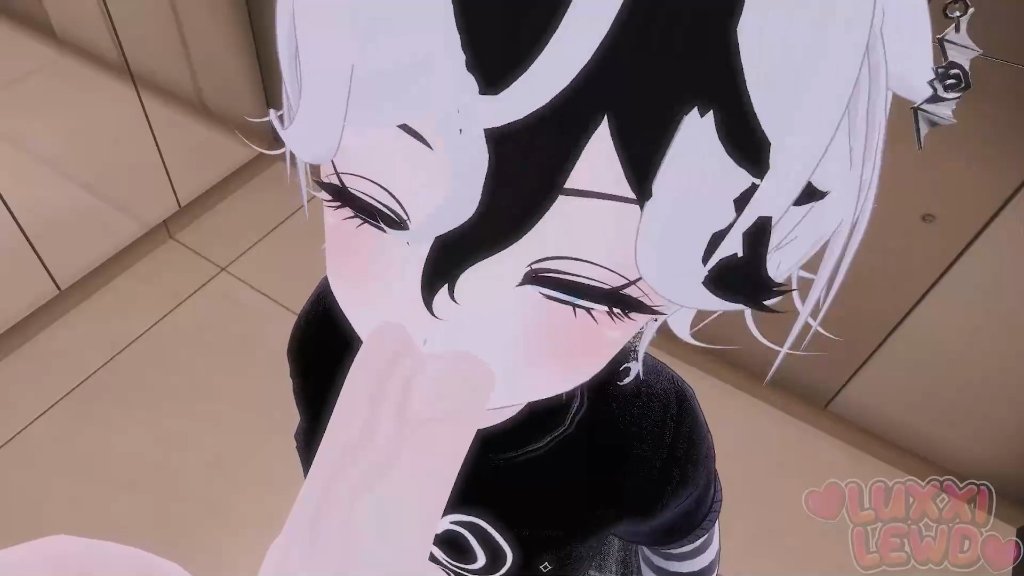 美少女の必死なフェラ奉仕